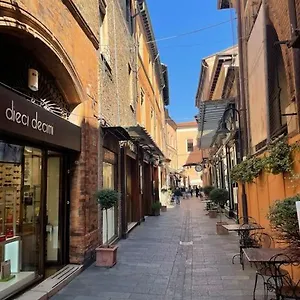 Cairoli Apartamento