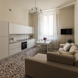 Alighieri Theatre Charming Appartement